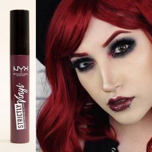 🔥NYX Strictly Vinyl Lip Gloss *BABY DOLL*🔥😍💕